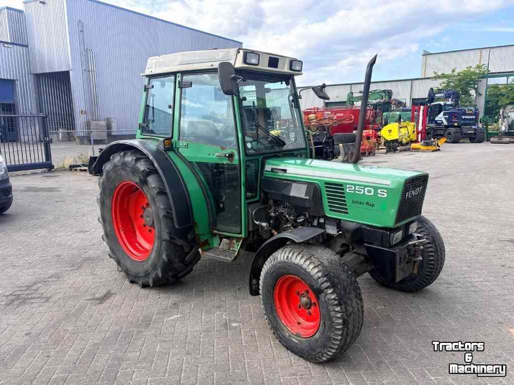 Schlepper / Traktor Fendt 250S
