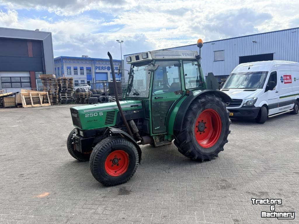 Schlepper / Traktor Fendt 250S