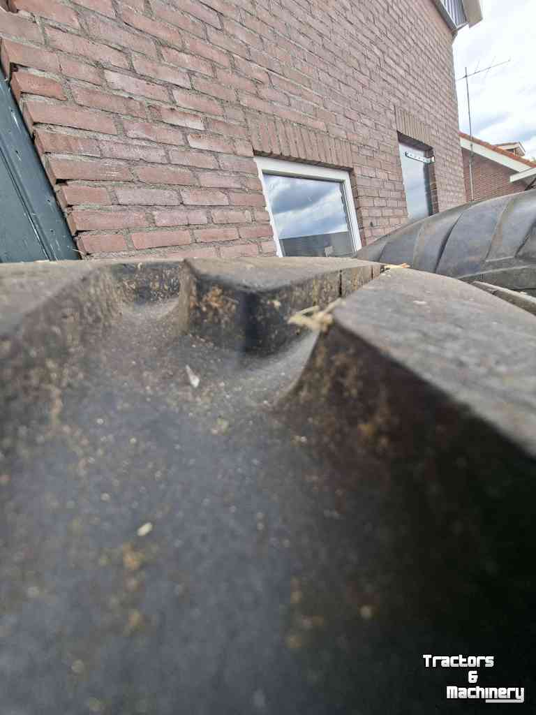 Räder, Reifen, Felgen & Distanzringe BKT BKT 700/50-26.5 dumper/kipper/ladewagen/raapwagen banden