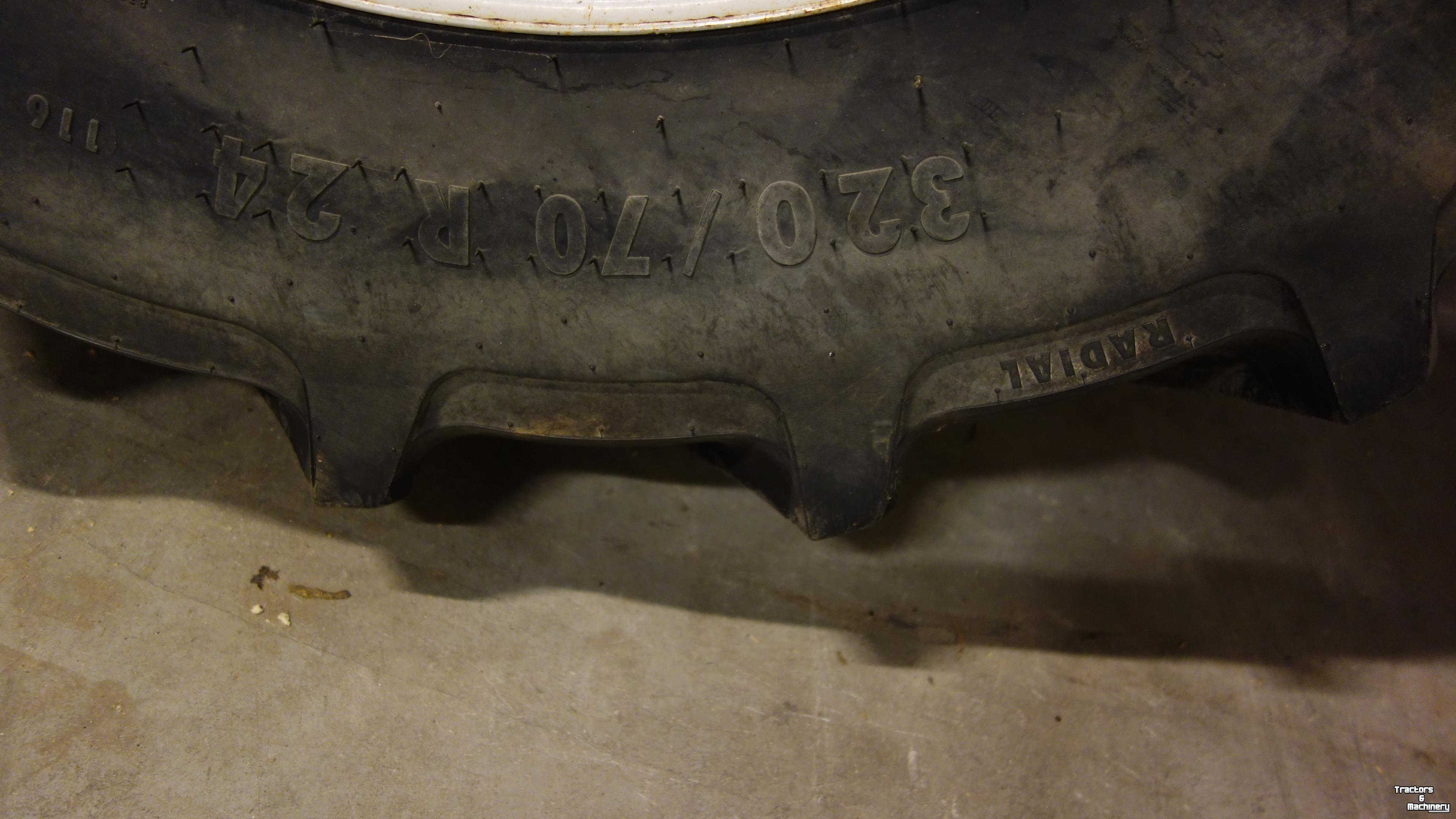 Räder, Reifen, Felgen & Distanzringe Mitas MITAS 320/70R24 MITAS WIEL