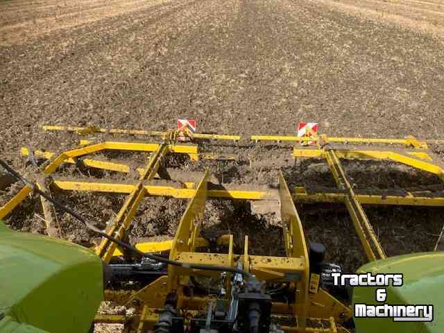 Scheibenegge Claydon Terrastar messeneg