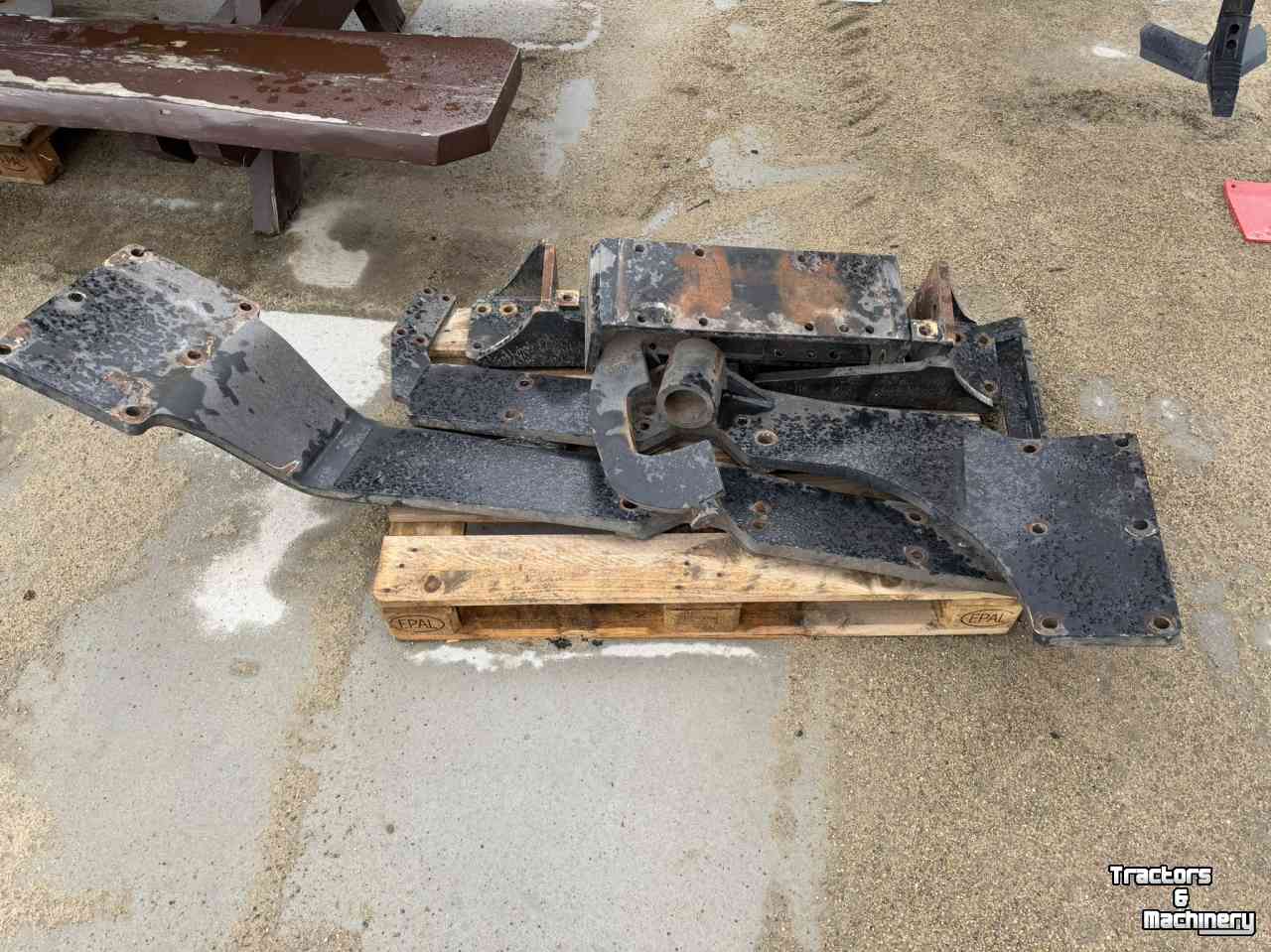 Sonstiges Maschinen für Strassen-, Strassenrand- und Grabeninstandhaltung Herder Herder Frame Grenadier MBK Deutz-Fahr 610 620 TTV