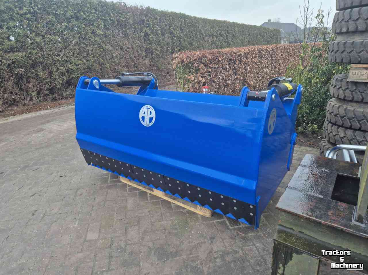 Silageschneidezange AP NP2000DB Kuilhapper Volvo