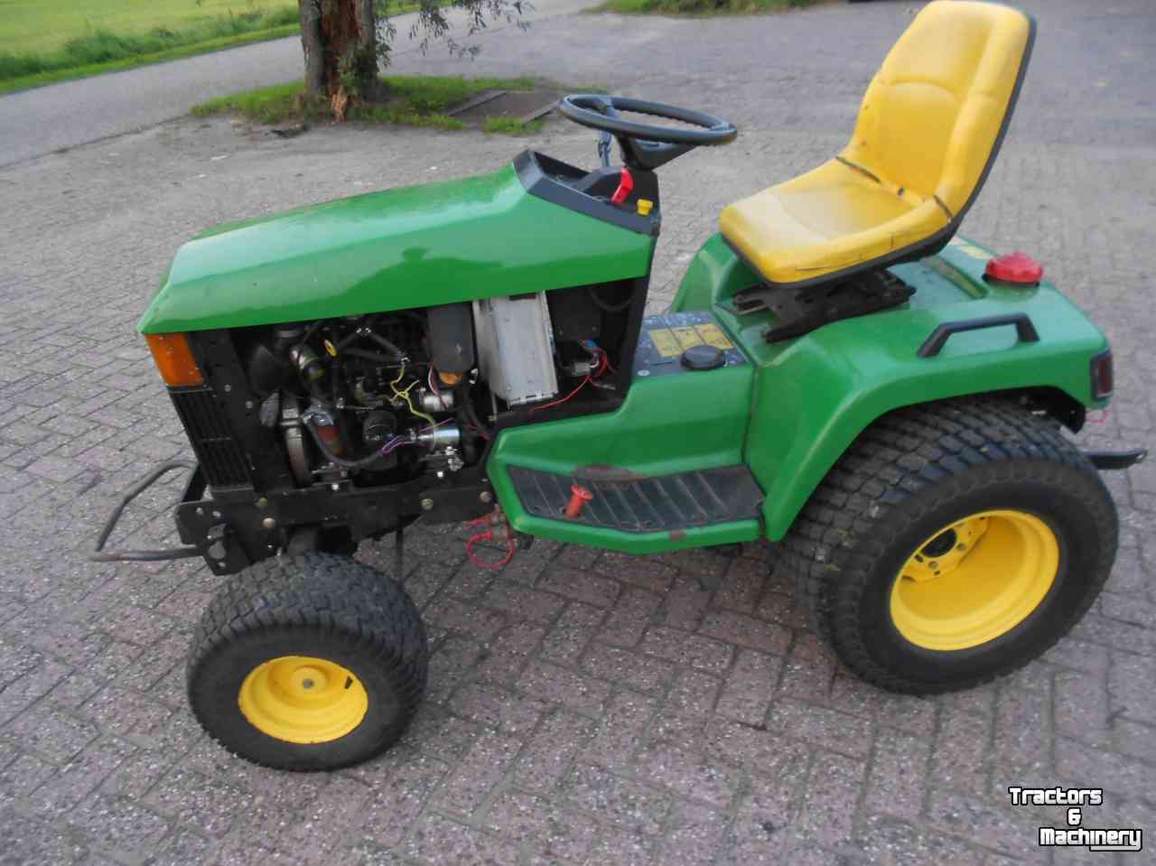 Gartentraktoren John Deere 415