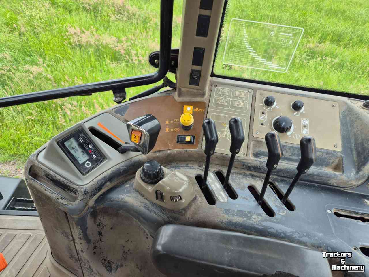 Schlepper / Traktor Case-IH MXM 140