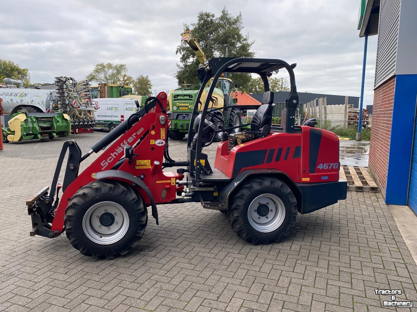 Radlader Schäffer shovel type 4670