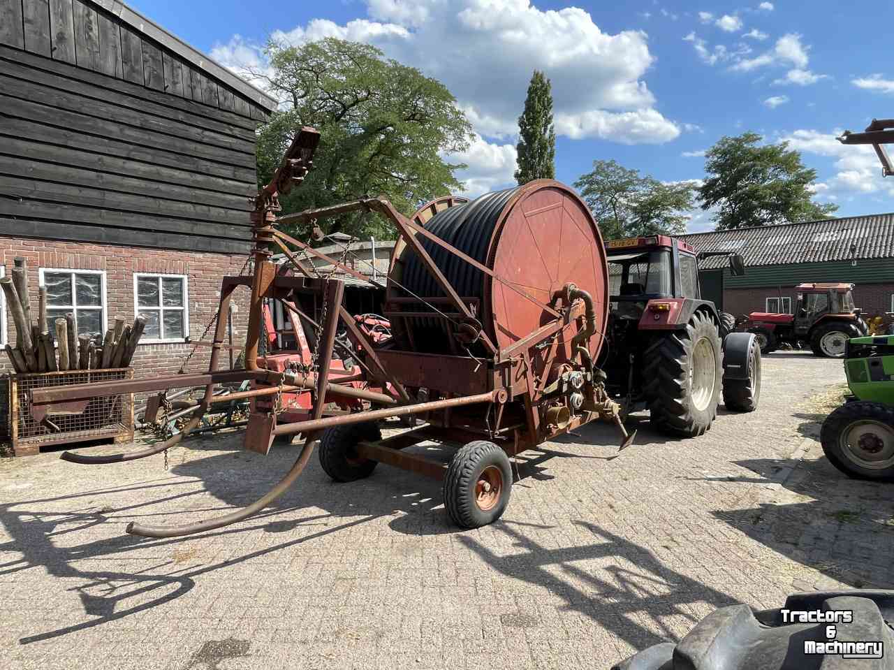 Beregnungsmaschine Bauer 82/330