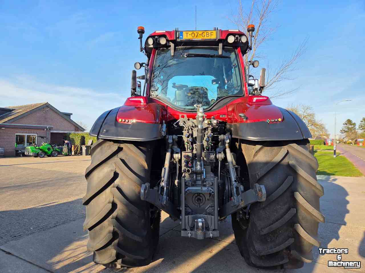Schlepper / Traktor Valtra Q305 Twin-trac