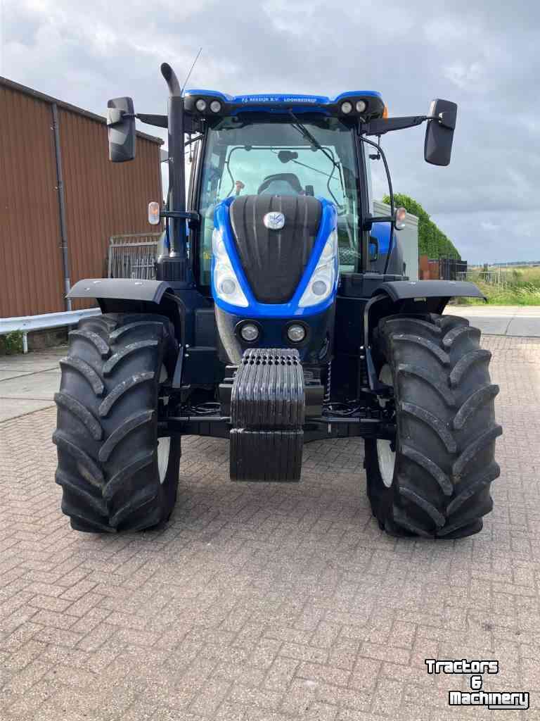 Schlepper / Traktor New Holland T 7.165 S Range Command Tractor