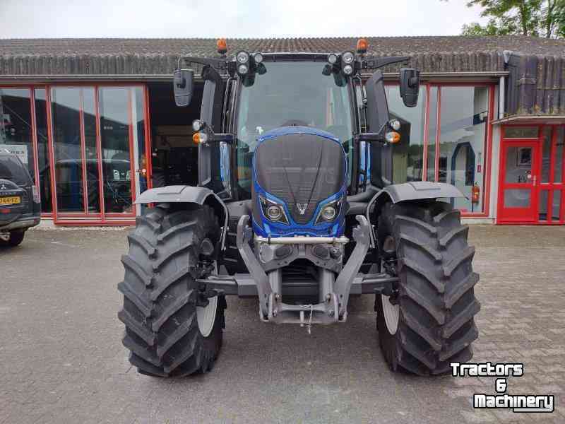 Schlepper / Traktoren Valtra N134 Active