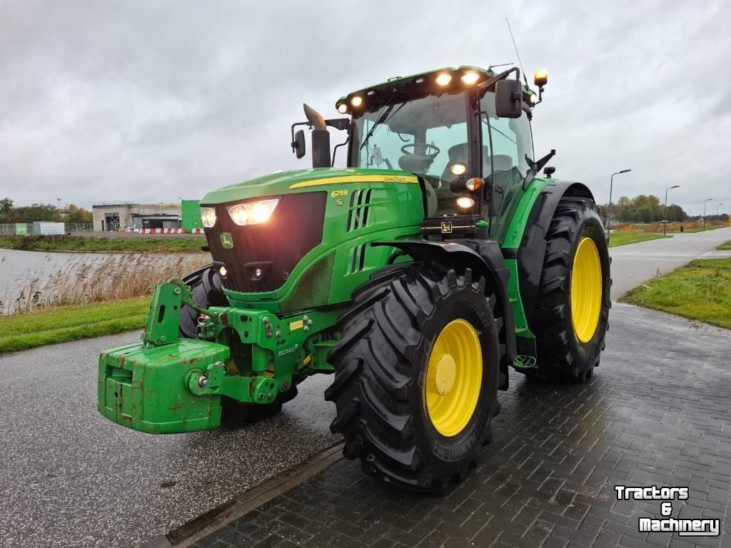 Schlepper / Traktor John Deere 6215 R