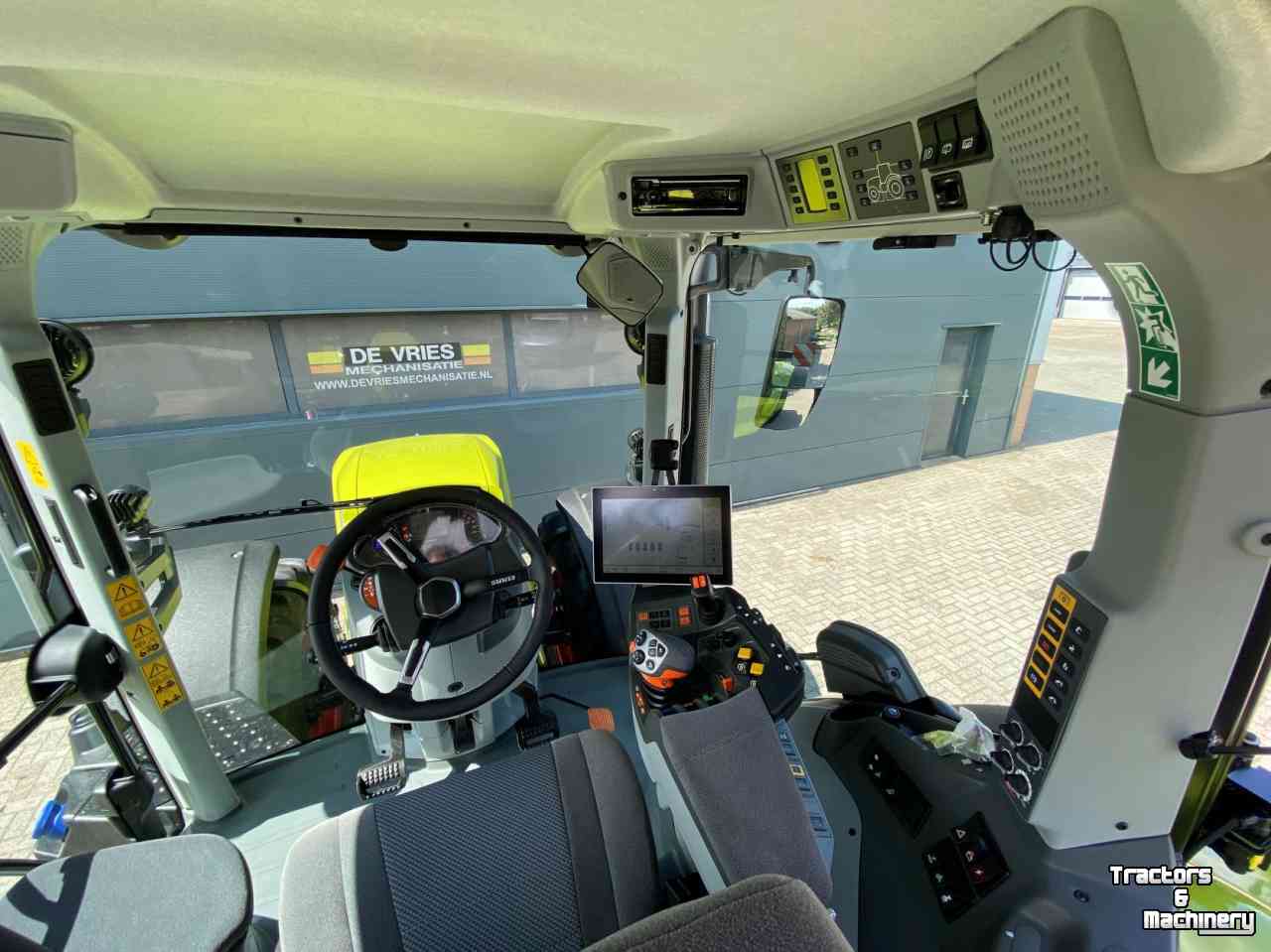 Schlepper / Traktoren Claas AXION 870 CMATIC CEBIS