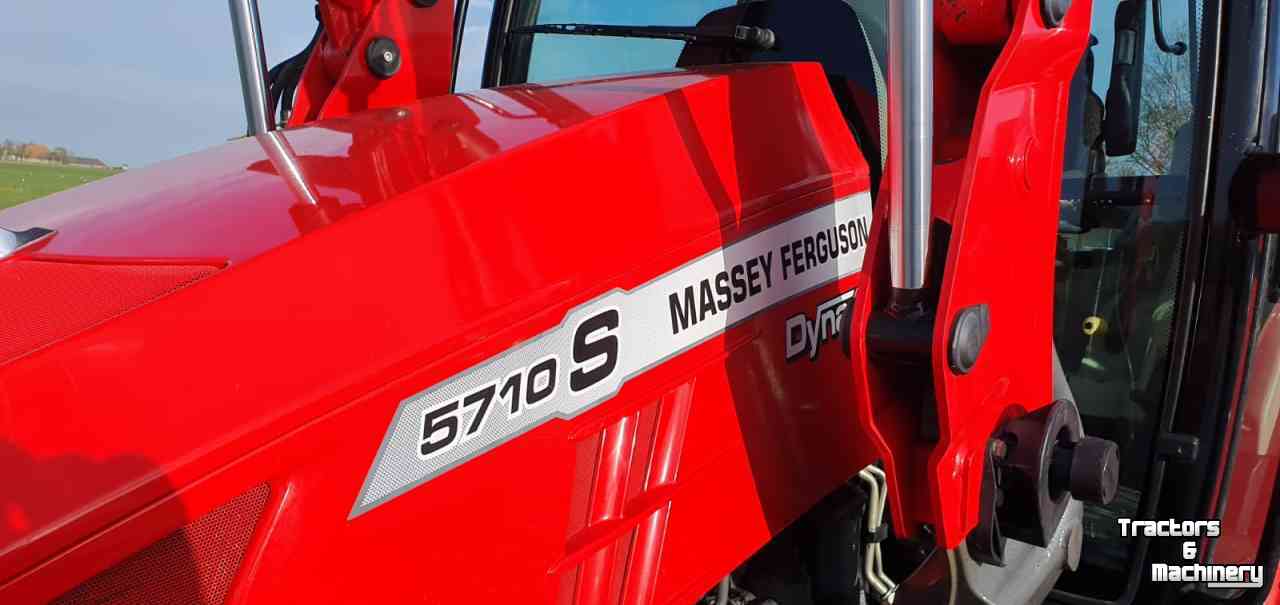 Schlepper / Traktoren Massey Ferguson 5710S