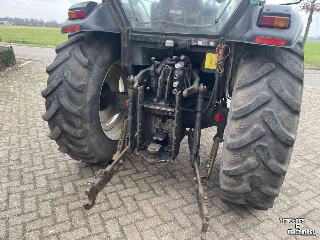 Schlepper / Traktor Valtra 900