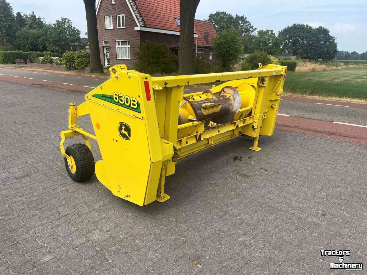 Pick-up John Deere 630B