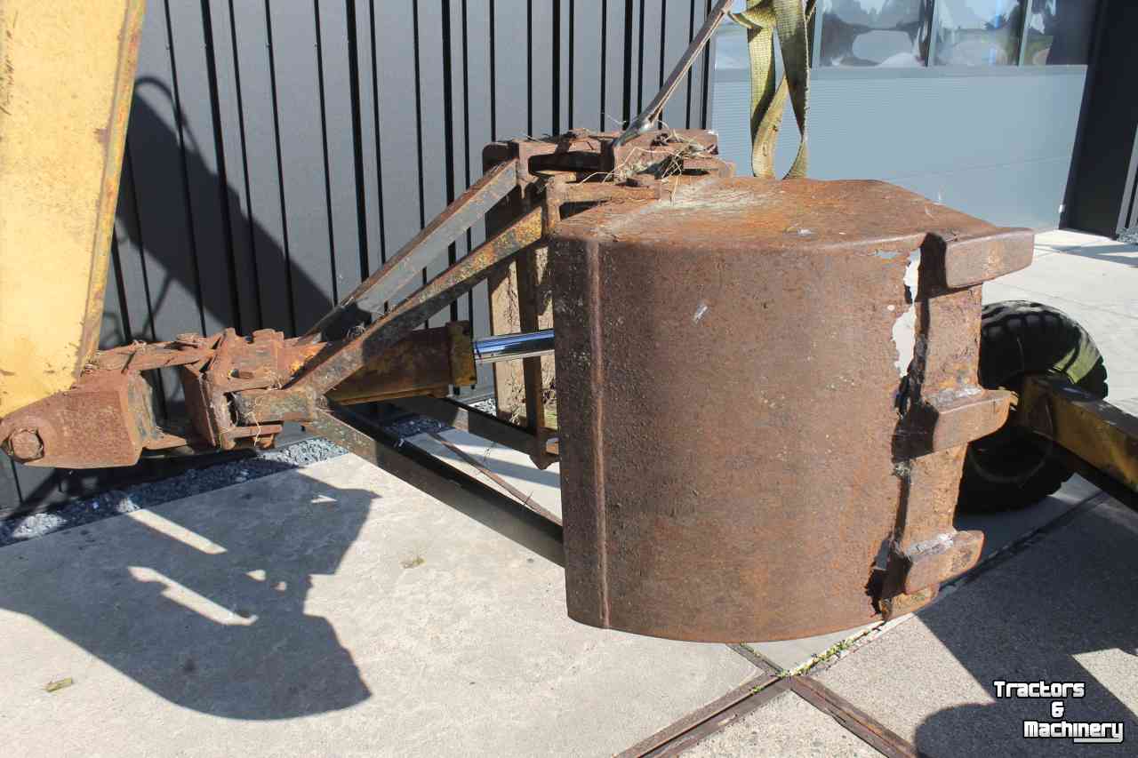 Bagger / Baggermaschine  Griesser 1614 getrokken kraan graafmachine op wielen met knijperbak