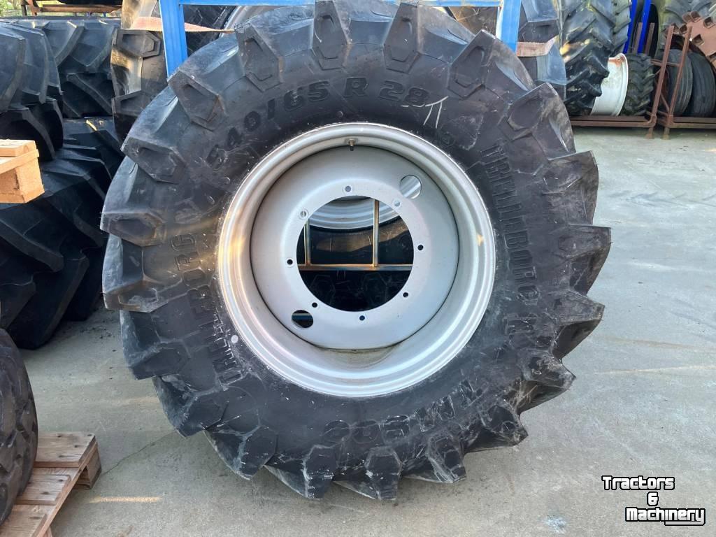 Räder, Reifen, Felgen & Distanzringe Trelleborg TM800 650/65R38 en 540/65R28 Banden