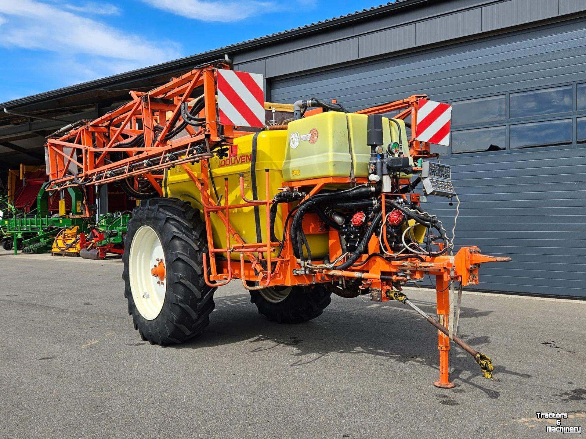 Anbaufeldspritze Douven NEVELSPUIT 3400 Ltr Veldspuit - 27mtr