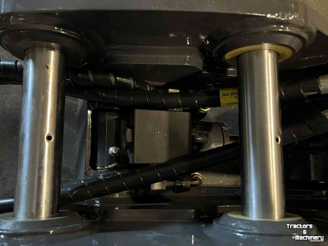 Minibagger New Holland New Holland E30C Case CX30  Snelwissel -DAEMO DMQ27 parts nr:31MK-90010CG