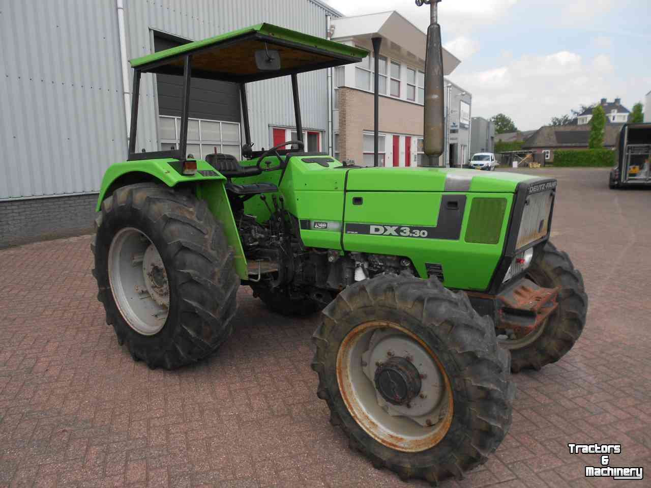 Schlepper / Traktor Deutz-Fahr dx 3.30