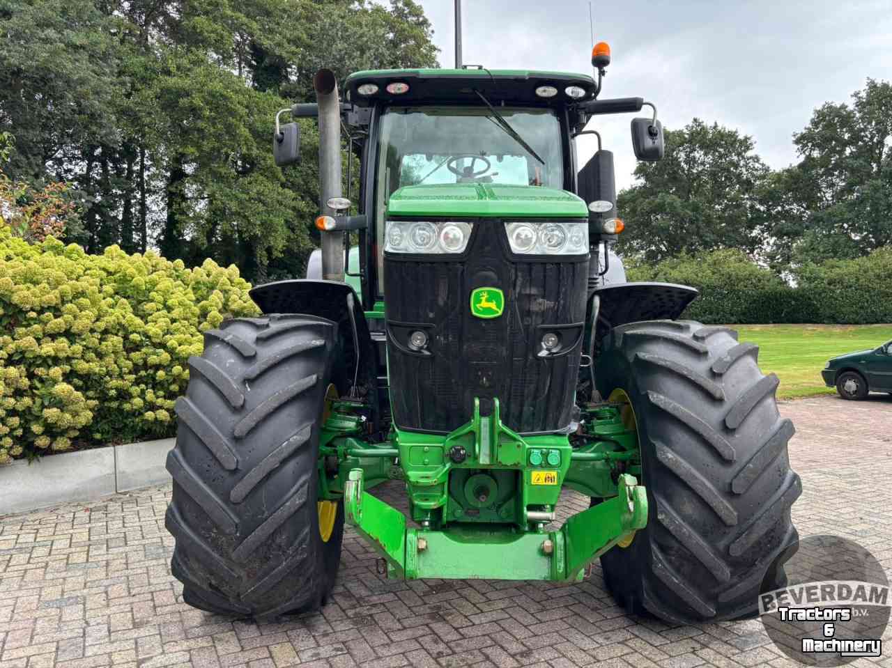 Schlepper / Traktor John Deere 7230R