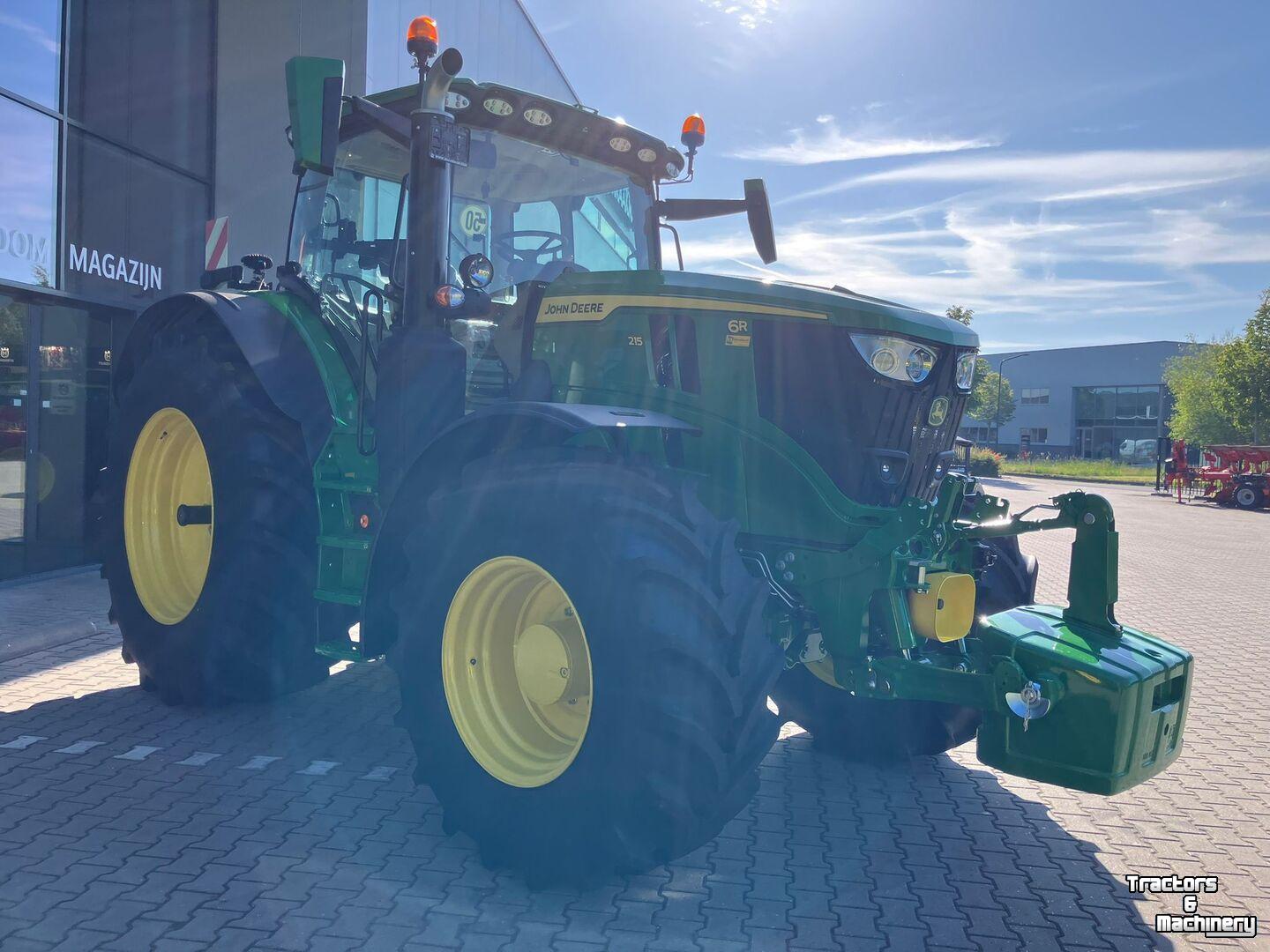 Schlepper / Traktor John Deere 6R 215