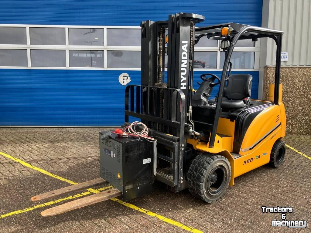 Gabelstapler Hyundai 35B-7A