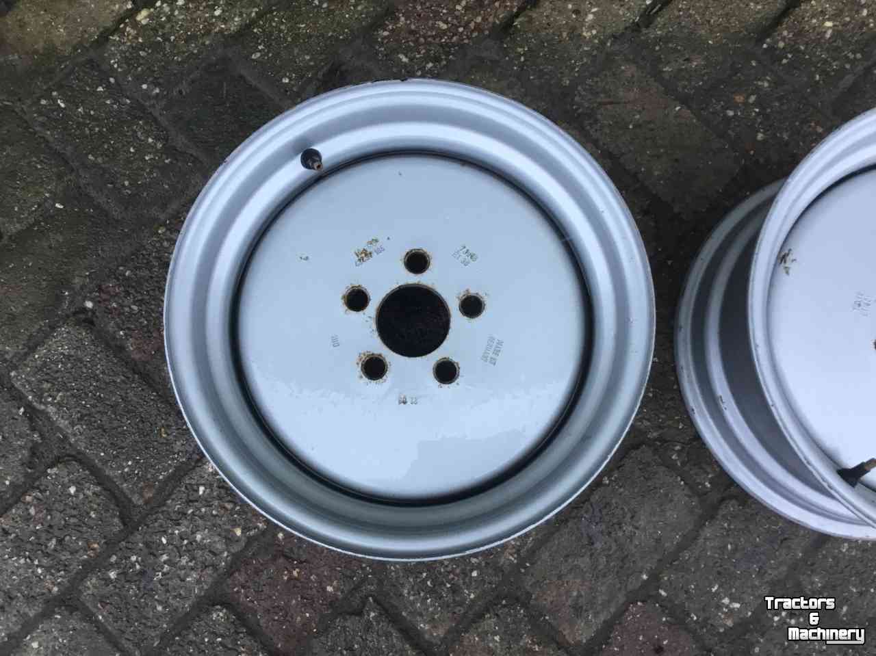 Räder, Reifen, Felgen & Distanzringe  7jx15