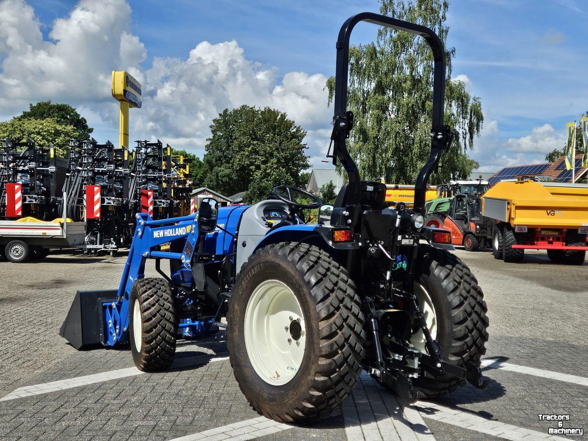 Obsttraktor New Holland Boomer 55 HST met voorlader
