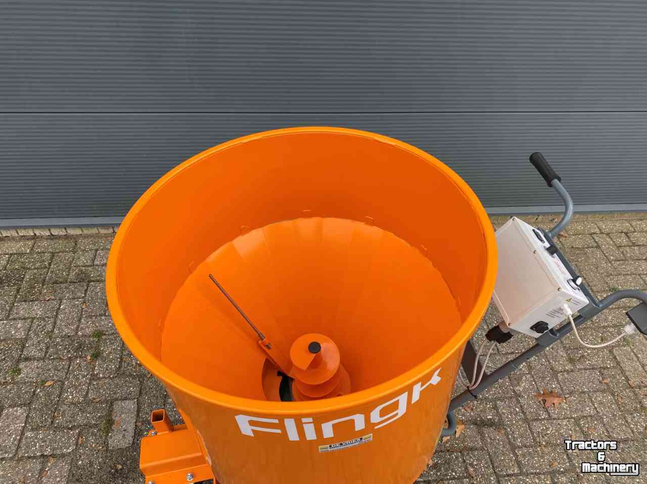Sägemehl Streuer für Liegeboxen Flingk SE 250