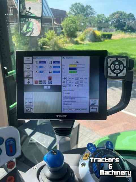 Schlepper / Traktor Fendt 724 Profi Plus