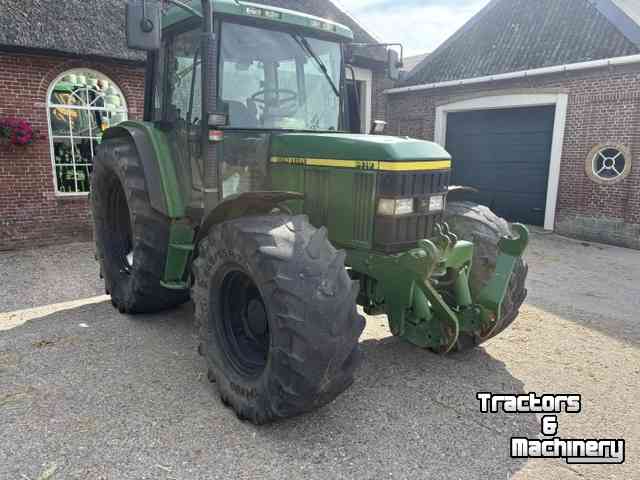 Schlepper / Traktor John Deere 6410