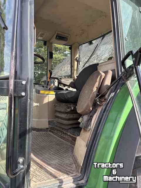 Schlepper / Traktor John Deere 6410