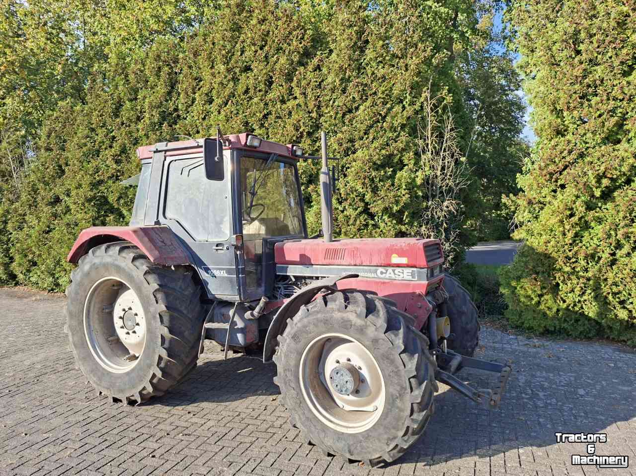 Schlepper / Traktor Case-IH 1056 XL