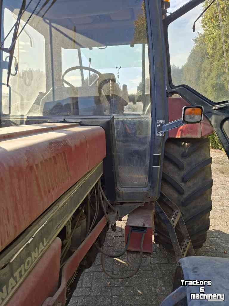 Schlepper / Traktor Case-IH 1056 XL