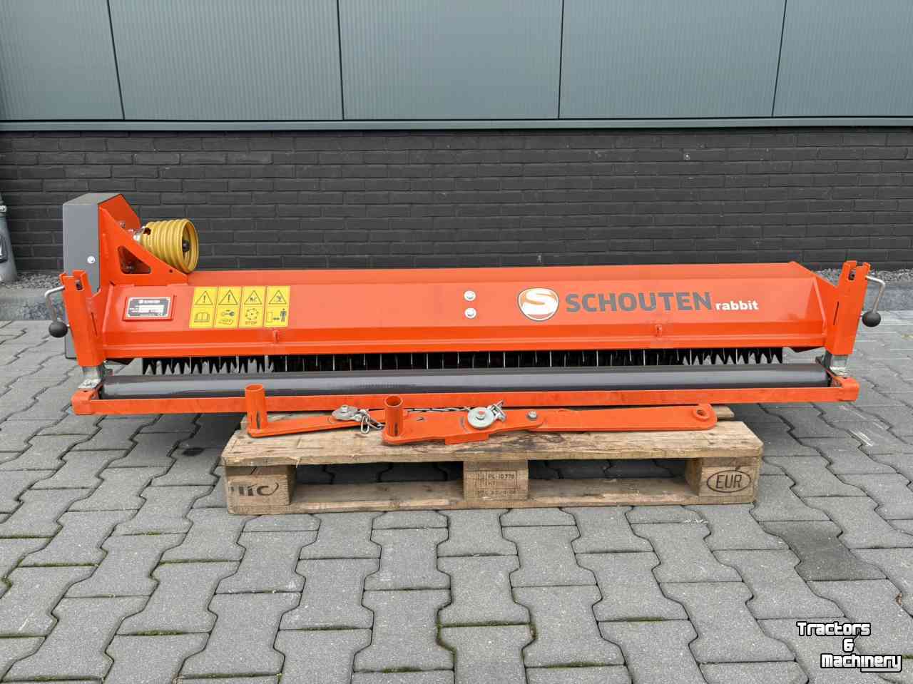 Sonstiges Rasen- und Grundstückspflegemaschinen und Zubehör Schouten Rabbit R1825