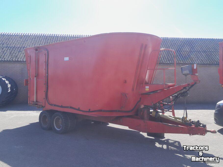 Futtermischwagen Peecon Voermengwagen