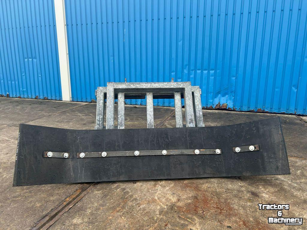 Futterschieber  MODDERSCHUIF 1.50 BREED