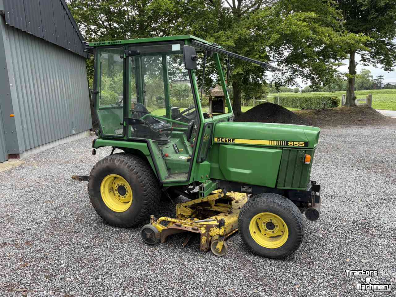 Gartentraktoren John Deere 855 Diesel met maaidek en cabine