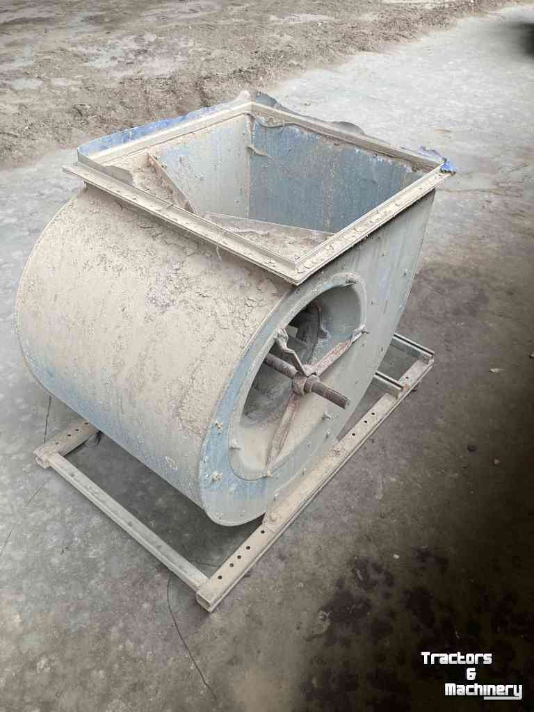 Aufschlagbunker  Slakkenhuisventilator