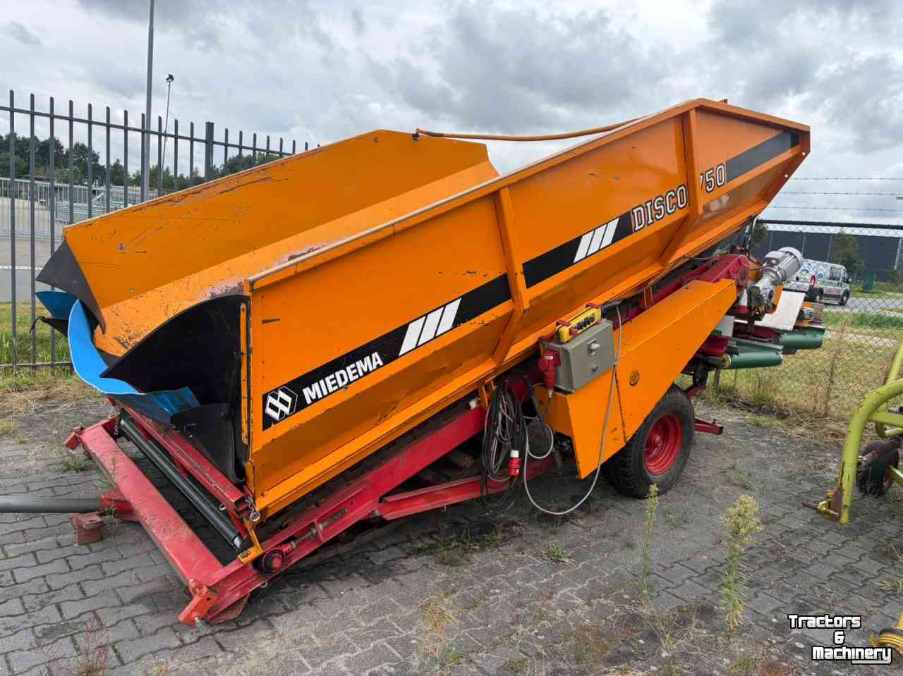 Annahmebunker Miedema SB 750 Disco