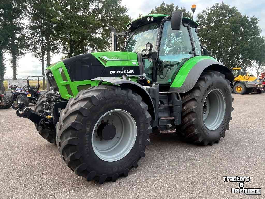 Schlepper / Traktor Deutz-Fahr 7250 TTV