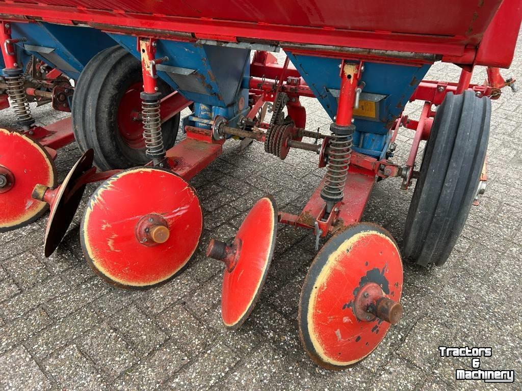 Kartoffellegemaschine Gruse Aardappelpootmachine