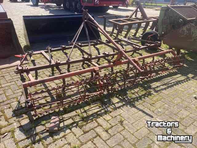 Grubber Evers triltandcultivator