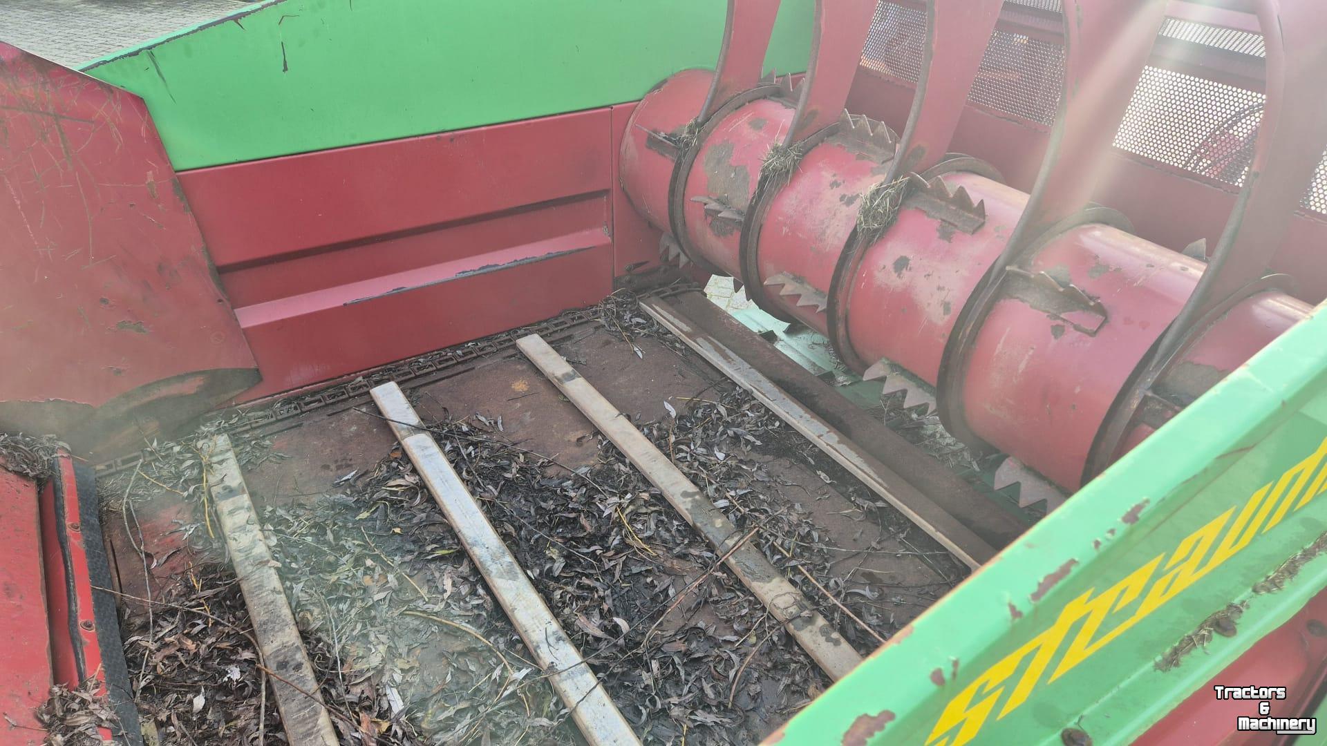 Siloblockschneider Strautmann Blokkenwagen