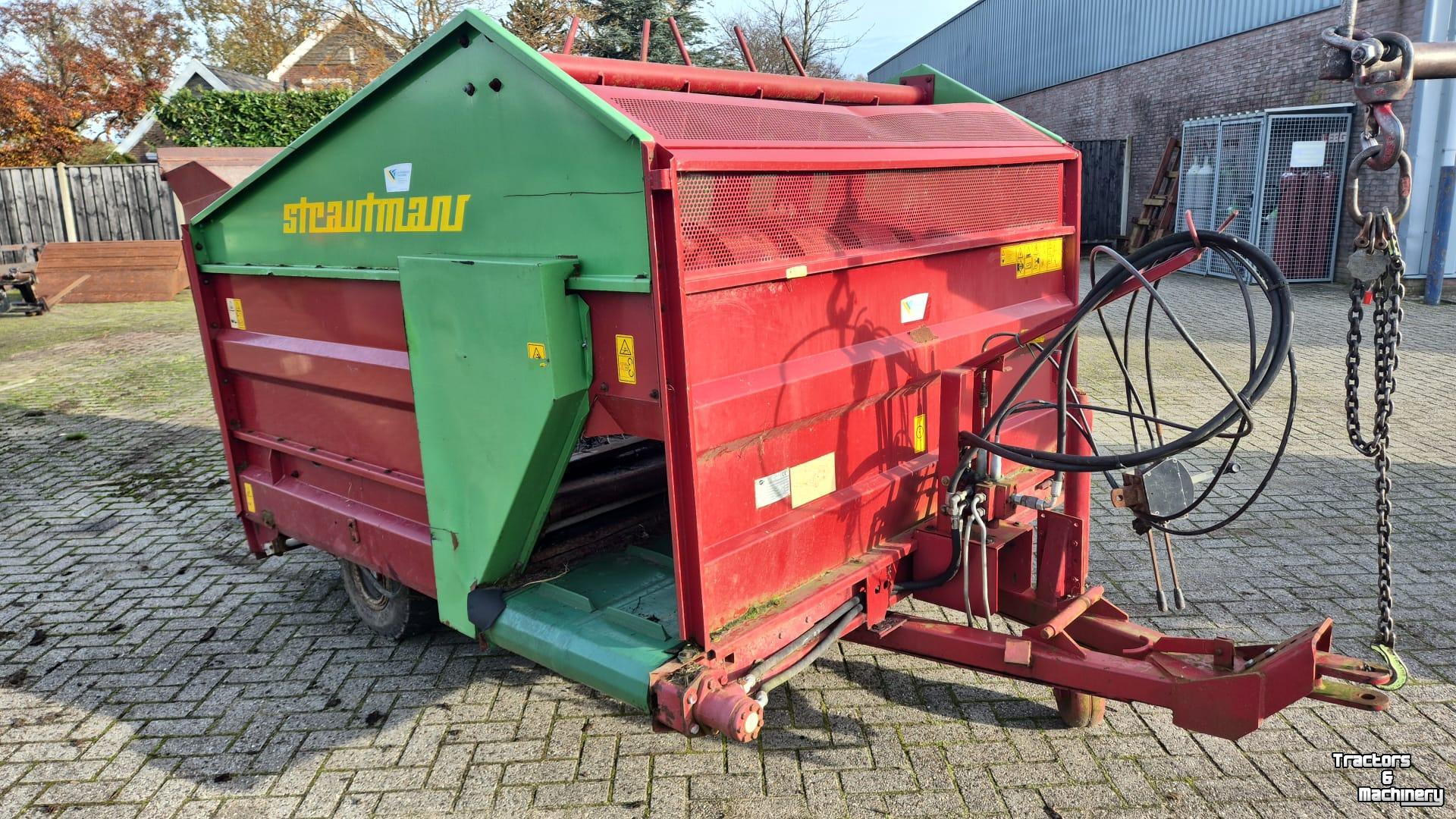 Siloblockschneider Strautmann Blokkenwagen