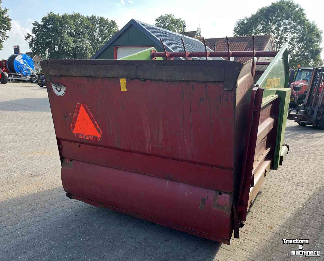 Siloblockverteilwagen Strautmann BVW Blokkenwagen doseerwagen voermachines
