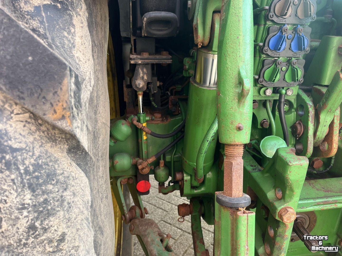 Schlepper / Traktor John Deere 6155R