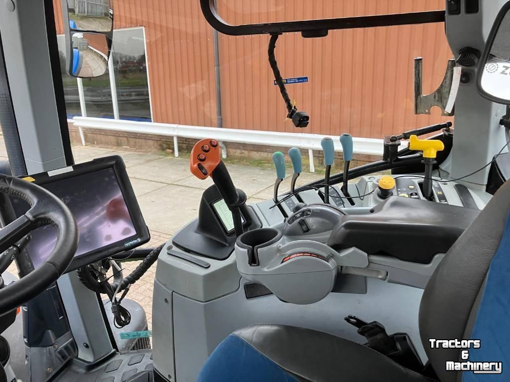 Schlepper / Traktor New Holland T 7.260 Classic