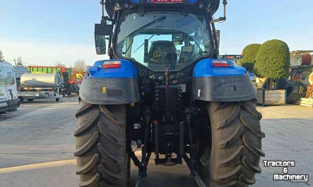 Schlepper / Traktoren New Holland T5.120 AC